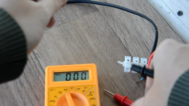 Tester for measuring and repairing electrical appl