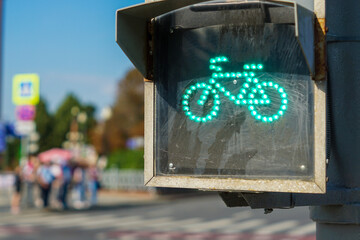 green traffic light