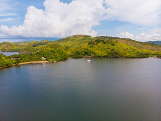 Fototapeta na wymiar フィリピン、パラワン州のブスアンガ島コロン島周辺をドローンで撮影した空撮写真 Aerial photo taken by drone around Coron Island, Busuanga, Palawan, Philippines. 