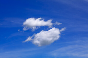 Naklejka na ściany i meble Common white cloud on the blue sky 