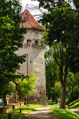 Fototapeta na wymiar ルーマニア　トランシルヴァニア地方のシビウの旧市街にある火縄銃騎兵隊の塔　Harquebusiers Tower