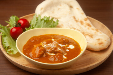 バターチキンカレーとナン