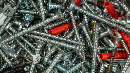 a mixture of screws 