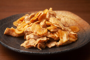 豚肉としょうがの炒め物