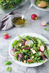 Green salad with asparagus and radish