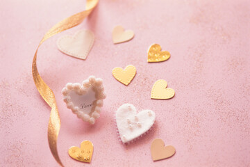Fototapeta premium heart shaped cookies on wooden background