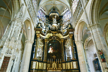 Fototapeta na wymiar Interior of Church of Our Lady-across-the-Dyle which was built in the 14th and 15th centuries in Mechelen in Flanders.