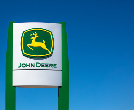 Santa Catarina - Brazil. August 31, 2021. John Deere Dealership logo.