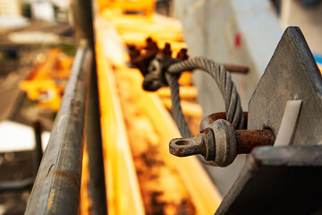 Tower crane rusting sling clips for tower crane repair