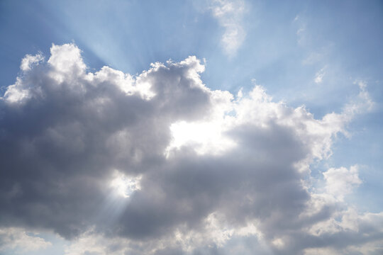 blue sky with clouds © Jonghyun