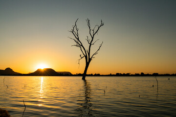 Fototapeta na wymiar Sunset on the Tocantins River - Carolina, Maranhão
