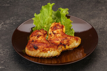 Roasted chicken wings with spices