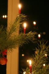 Weihnachtliche Kerzendekoration