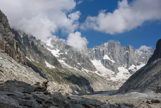 Deep trails of Montblanc