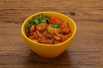 Chicken with oyster sauce and vegetables