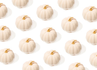 Fototapeta premium Creative pattern for Halloween with pink pumpkins.