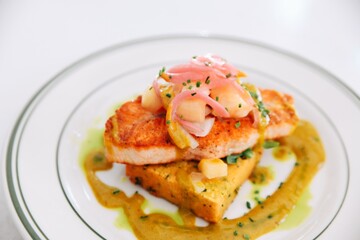 healthy restaurant lunch dinner