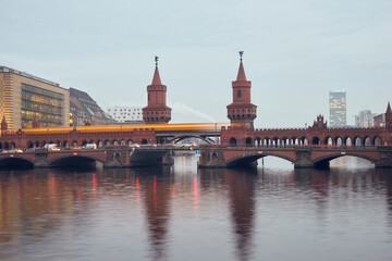 Oberbaum Brücke