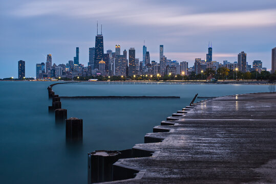 Fullerton Park, Chicago Skyline