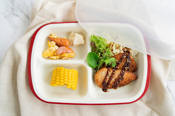 老人・シニアが食べるワンプレート弁当【介護食・お弁当】