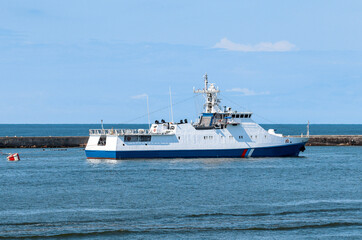 Fototapeta na wymiar Coast Guard ship. Baltic Sea. Russia
