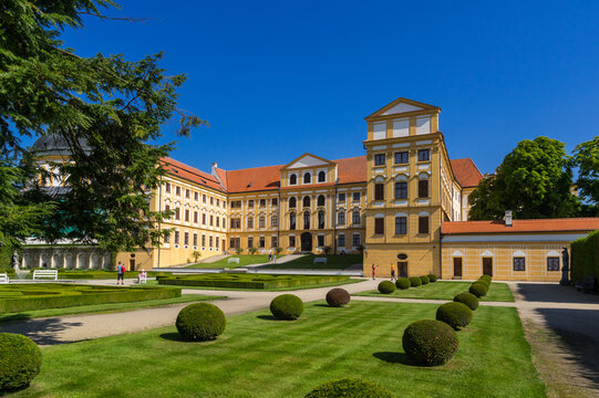 Baroque chateau in Jaromerice nad Rokytnou 