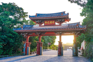 守礼門からの日の出 沖縄 首里城