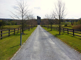 Ireland - castles. 
On the green island there are many monuments that are worth our attention, castles, villages, monuments of culture and nature.