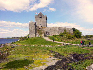 Ireland - castles. 
On the green island there are many monuments that are worth our attention, castles, villages, monuments of culture and nature.