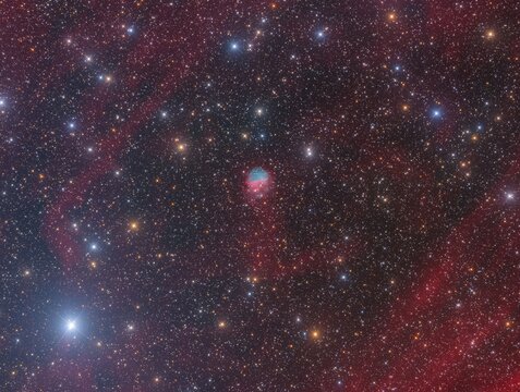 The Planetary Nebula Patchick-Strottner-Drechsler 5 in the constellation Lyra © mdmediendesign
