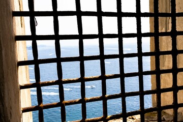 Il Golfo di Napoli visto dall'ex carcere di Procida a Palazzo D'Avalos