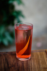 Fresh red collins highball negroni sbagliato cocktail drink