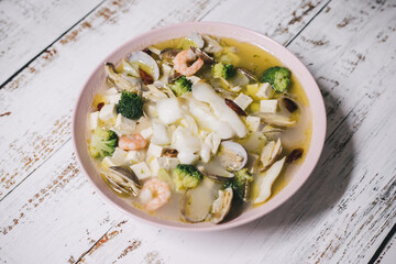 clams stew with vegies, flatfish, tofu and shrimps [바지락술국 새우 브로컬리 광어 두부 페퍼론치노 화이트와인]