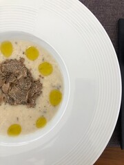 Truffles soup 