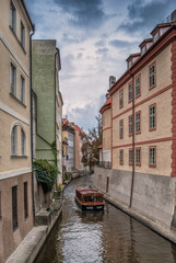 Fototapeta na wymiar Canales de Praga