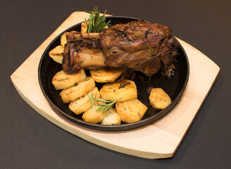 lamb chops with vegetables