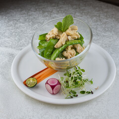 Cold dish with walnuts and snow peas 2
