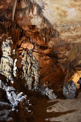 Jaskinia Vranjaca w Chorwacji, na zboczach góry Mosor w miejscowości Kotlenice w Dalmacji, 