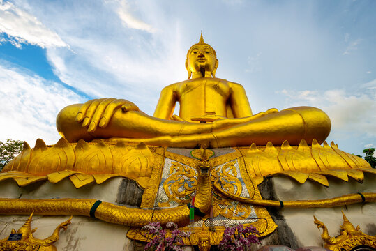 Buddha image, Phra Thun Jai, is housed Big Shape within Chiang Mai’s Sankampang