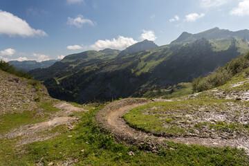 Piste de vtt vers Châtel