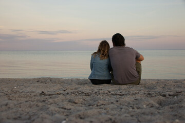 Fototapeta premium couple on the beach