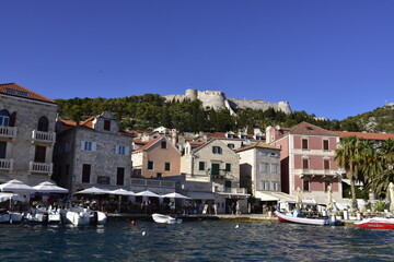 miasto Hvar, Dalmacja, Chorwacja, wyspa, wakacje, zwiedzanie - obrazy, fototapety, plakaty