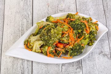 Pickled cauliflower with carrot