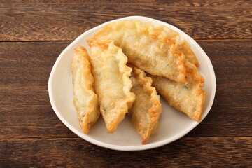 揚げ餃子