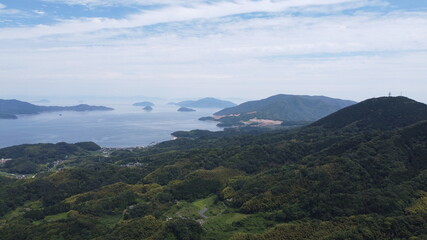 Naklejka premium 日本の風景 瀬戸内海とヤナイ ドローン空撮 山口県柳井市