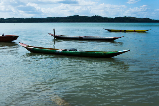  Fishing canoes anchored in the river in Caboto in the city of Candeias (BA).
