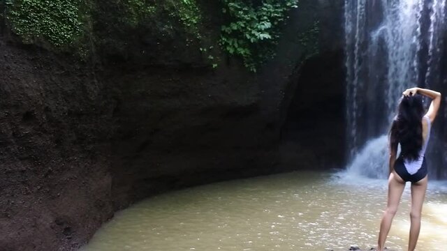 suwat waterfall is rated as one of the best waterfalls in Gianyar, Bali