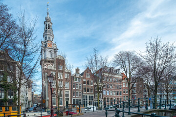 Obraz premium Raamgracht with the tower of the Zuiderkerk in Amsterdam, Noord-Holland province, The Netherlands