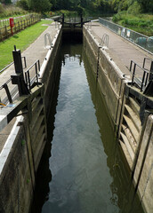 Empty lock chamber at Willington Lock Bedfordshire