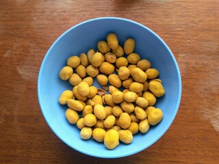 peanut beans in bowl